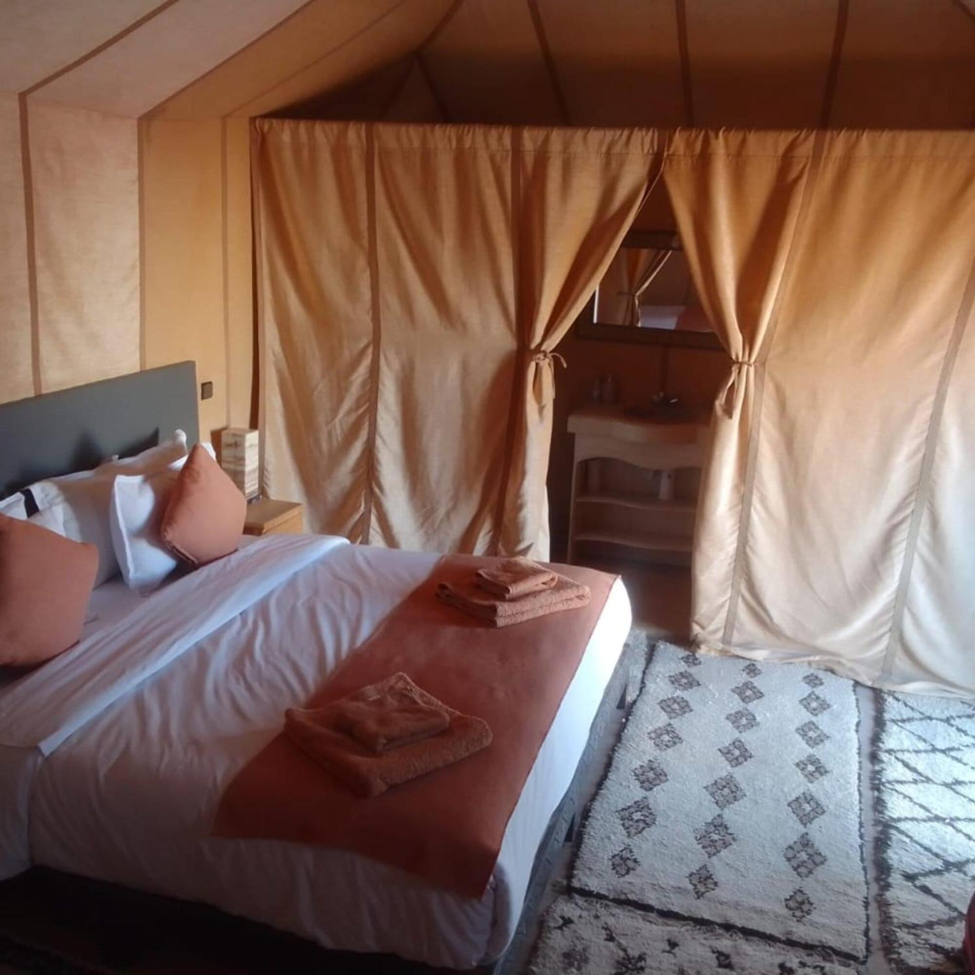 Erg Chebbi Romantic Desert Camp Мерзуга Екстер'єр фото